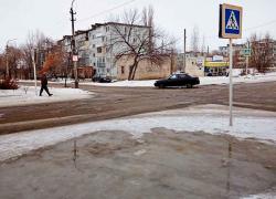 В Камышине на улице Циолковского 32-летний мужчина чуть не изнасиловал несовершеннолетнюю девушку