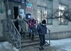 Судиться с мэрией и УК всем упавшим в гололед предлагает экс-депутат Облдумы
