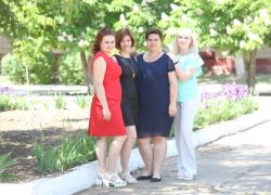 В Камышине расцвели каштаны, это стало поводом для творческих фотосессий
