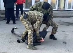 ФСБ задержала фигуранта, готовившего захват мэрии в Волгоградской области (ВИДЕО)