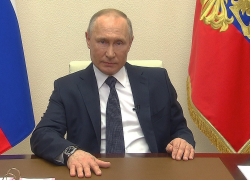 Путин поручил Минобороны России обеспечить поддержание мира в ЛНР и ДНР