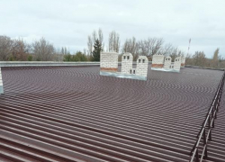 В большом городском поселении и маленьком хуторе Камышинского района отмечают "второй день рождения" старые дома и их хозяева