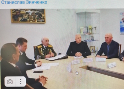 Председателю Облдумы Александру Блошкину исполнилось 70 лет, юбиляр бодр и о завершении политической карьеры не заикается 