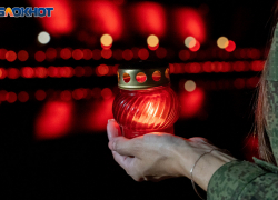 В Камышине проводят в последний путь героя СВО