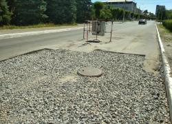 Администрация Камышина отправляет в историю эпоху непросыхающей лужи у своего здания