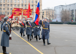 В Волгоградской области прошёл парад в честь юбилея Сталинградской победы 