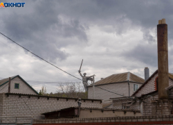 МКД загорелся после атаки ВСУ на Волгоград сегодня, 2 октября, - "Блокнот Волгограда"