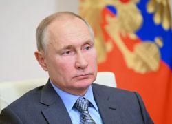 Путин пообещал выплатить всем пенсионерам России, и камышанам в том числе, в 2021 году по 10 тысяч рублей