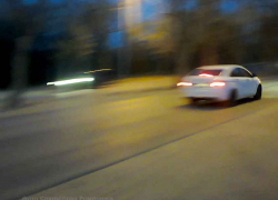 Полиция Камышина ищет "гонщика" на "Приоре", устроившего ДТП и сбежавшего