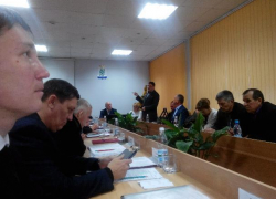 Фракция "Единой России" в Камышинской городской думе в одиночку продавила обращение к главе региона сделать вдвое больше удорожание коммуналки для камышан