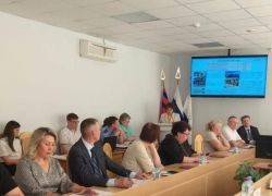 Камышинская городская дума забавно "прислонила" вопрос о присутствии журналистов интернет-издания на заседаниях депутатов к... теме стульев 