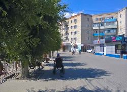 Камышинская городская прокуратура добилась выплаты компенсации инвалиду за купленное им средство реабилитации