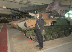 Камышинские десантники-гвардейцы на боевой технике совершили марш в составе колонн в назначенный район полигона для учебного боя