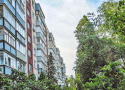 В Камышине коммунальщики "точечно" отключат горячую воду завтра, 22 июля, а подключат ли массово отключенную - неизвестно