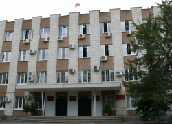 В администрации Камышинского района сняли руководителя отдела опеки после скандала с фейковым опекуном нездоровых детей из интерната 