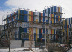 КСП Камышина констатировала, что при строительстве нового детсада в 8-м микрорайоне субсидия использована не результативно