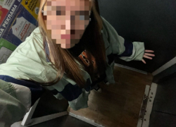 Жители Волгоградской области подарками и сообщениями завалили борющуюся за жизнь после падения с крыши 12-летнюю школьницу, - "Блокнот Волгограда"