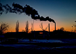 С восстановительными работами на теплосетях после аварии, из-за которой в северной части Камышина МКД остались без тепла, в объявленные сроки не уложились 