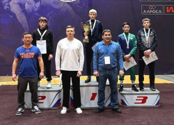 Камышанин Дмитрий Кошан - в числе сильнейших юных борцов страны