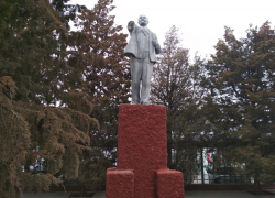 КПРФ требует привлечь к ответственности  камышинских вандалов (заявление бюро Волгоградского обкома партии)