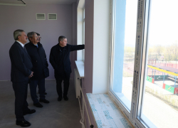 Губернатор Бочаров посетил «медвежий угол» Волгограда, выезжает ли по весне глава Камышина в местные "медвежьи углы" - неизвестно