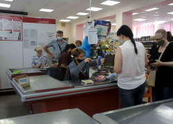 В Камышине отправлен под стражу похитивший чужую банковскую карту фигурант нескольких криминальных историй