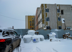 Пресс-служба губернатора впервые в 2026 году сделала заявление о не сданной в срок поликлинике в Камышине