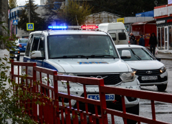 В Камышине компания молодых людей попросила закурить у подростка, а потом учинила грабеж