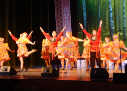 Камышан приглашают в ДК "Текстильщик" на концерт народной музыки со свободным входом