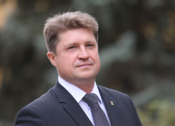 Глава Камышина Станислав Зинченко рассказал в эфире ЦТ, как успешно он подводит коммуникации к участкам для строительства жилья льготниками