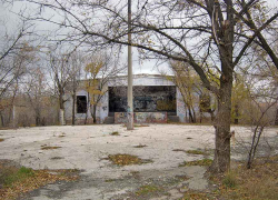 Предлагаю облагородить старую танцплощадку и оставить в городе как памятник прошлого, - камышанка