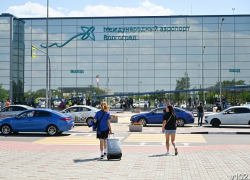 В Волгограде продолжают "тормозить" самолеты в Москву