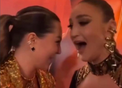 «Я, кстати, сплю под твою песню»: Ольгу Бузову ошарашила необычным признанием блогерша из Волгограда