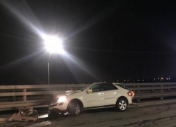 Кошмарное столкновение на мосту "Мерседеса" с КАМАЗом дагестанца: три трупа на месте, две девушки и парень