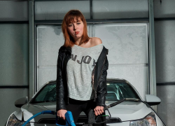 "Блокнот Камышина" представляет участниц конкурса "Мисс Cнегурочка-2019": фотосессия в "Сети умных автомоек "Лейка"