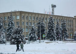 Волжский подает пример Камышину в отношении к почетным гражданам города