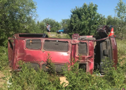 В Камышинском районе на сельской дороге 75-летний пенсионер на "Тойоте" улетел в кювет и скончался на месте
