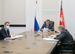 Поставлена задача организовать лечение коронавирусных больных в Волгоградской области с помощью телемедицины