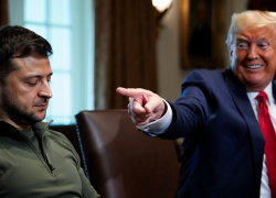 «Трамп помочился на Зеленского»: президент США назвал Путина сторонником мира, а украинцев – идиотами, играющими без карт, - "Блокнот - Россия"