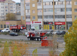 В воскресенье в Камышине загорелся балкон в высотке на улице Базарова