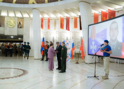 В Волгограде орден Мужества передали родным еще одного камышанина - героя специальной военной операции Виталия Ситникова