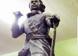 На наступающей неделе в Камышин прибудет для установки памятник Петру Первому от волжского скульптора Сергея Щербакова