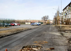 После ремонта дороги на улице Крупской в Камышине начался новый ремонт по второму кругу? - камышанин
