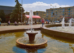 В Камышине за несколько минут до начала торжественного собрания общественности  в ДК "Текстильщик" рядом с Дворцом произошла авария