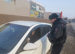Полиция Камышина выдвигается для более тесного знакомства с должниками по уплате штрафов