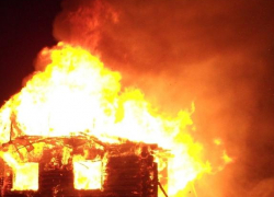 В городе Петров Вал Камышинского района сгорел нежилой дом