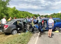 Опубликовано видео с места гибели четверых человек на волгоградской трассе, - "Блокнот Волгограда" (ВИДЕО)
