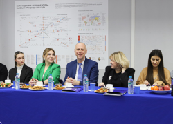 Кто из студентов Камышинского технологического института отправился за "завтрак с ректором"