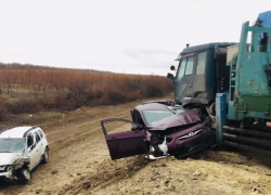 На границе Камышинского и Дубовского районов на федеральной дороге столкнулись пять машин, в том числе рейсовый автобус: шесть пострадавших