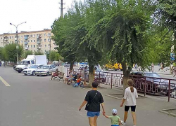 Подхватившие ковид в августовскую жару камышане продолжаются прибавляться десятками за сутки
